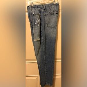 No Boundaries Distressed Cotton Jeans Size 19